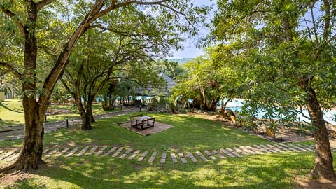 Sanbonani Resort - Gardens